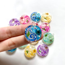 Load image into Gallery viewer, Botanical Yin Yang Keyrings