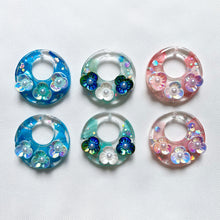 Load image into Gallery viewer, Oriental Floral Sofi