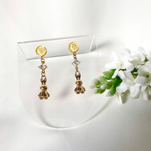 Load image into Gallery viewer, Cozy Bunny