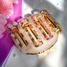 Load image into Gallery viewer, Fleur Barrettes