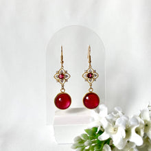 Load image into Gallery viewer, Chandelier Gems