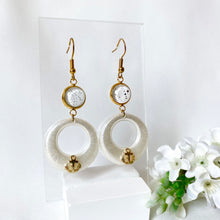 Load image into Gallery viewer, Nautical Pearls