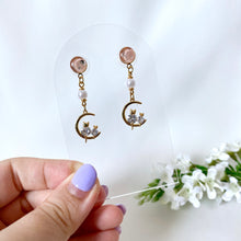 Load image into Gallery viewer, Moon Purr