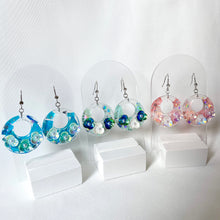 Load image into Gallery viewer, Oriental Floral Sofi