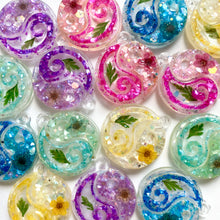 Load image into Gallery viewer, Botanical Yin Yang Keyrings