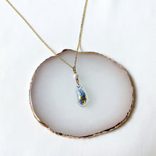 Load image into Gallery viewer, Princesses Teardrop Necklace