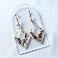 Load image into Gallery viewer, Wild Flower Diara