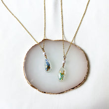 Load image into Gallery viewer, Princesses Teardrop Necklace
