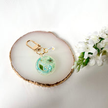 Load image into Gallery viewer, Botanical Yin Yang Keyrings