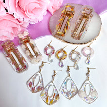 Load image into Gallery viewer, Fleur Donuts