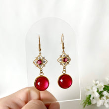 Load image into Gallery viewer, Chandelier Gems