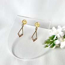 Load image into Gallery viewer, Tuen Gems