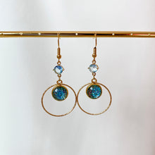 Load image into Gallery viewer, Handmade customisable resin earrings
