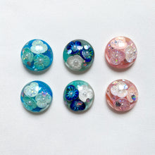 Load image into Gallery viewer, Oriental Floral Studs