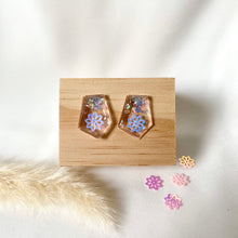 Load image into Gallery viewer, Castella Studs