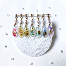 Load image into Gallery viewer, Princesses Teardrop Earrings