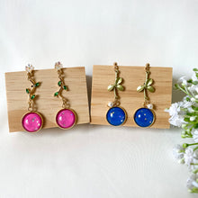 Load image into Gallery viewer, Foliage Knots