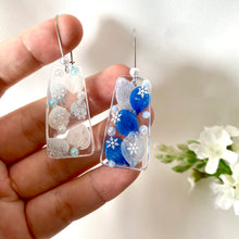 Load image into Gallery viewer, Baby It's Cold Outside Solia