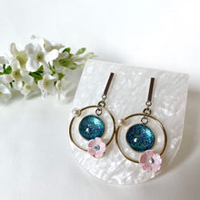 Load image into Gallery viewer, Pearl Wreath
