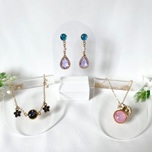 Load image into Gallery viewer, Sunflower Dills Necklace