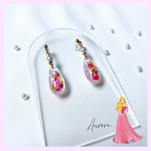 Load image into Gallery viewer, Princesses Teardrop Earrings