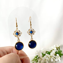 Load image into Gallery viewer, Chandelier Gems