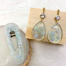 Load image into Gallery viewer, Winter Wonderland Barrettes