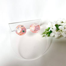 Load image into Gallery viewer, Oriental Floral Studs
