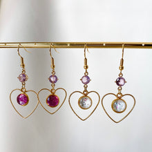 Load image into Gallery viewer, Handmade customisable resin earrings
