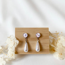 Load image into Gallery viewer, Handmade customisable resin pearl earrings
